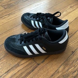 Women’s classic Adidas Samba eu 36